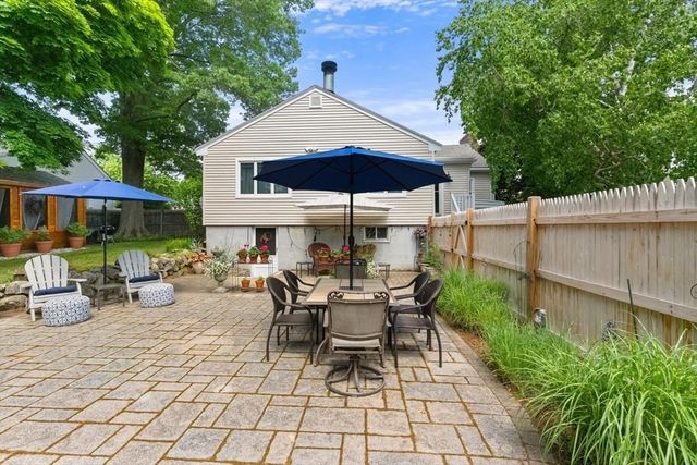 16 Beaver Park Road, Danvers, MA 01923