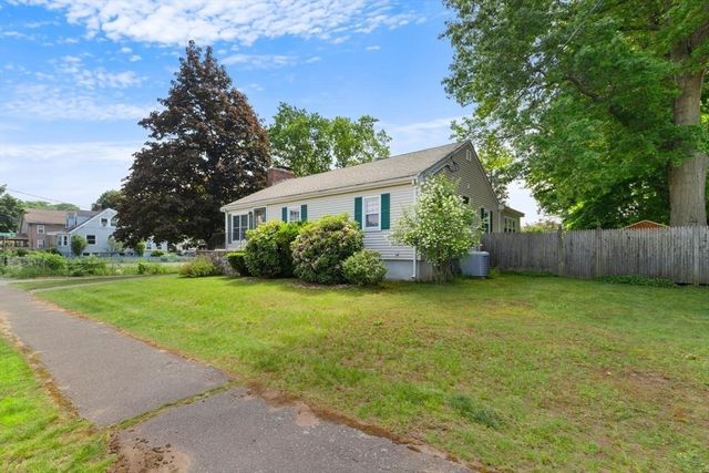 16 Beaver Park Road, Danvers, MA 01923