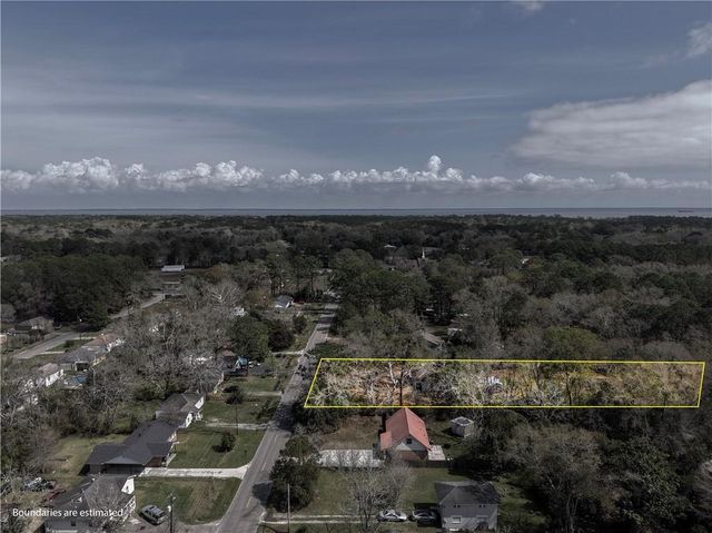 1755 Boykin Boulevard, Mobile, AL 36605