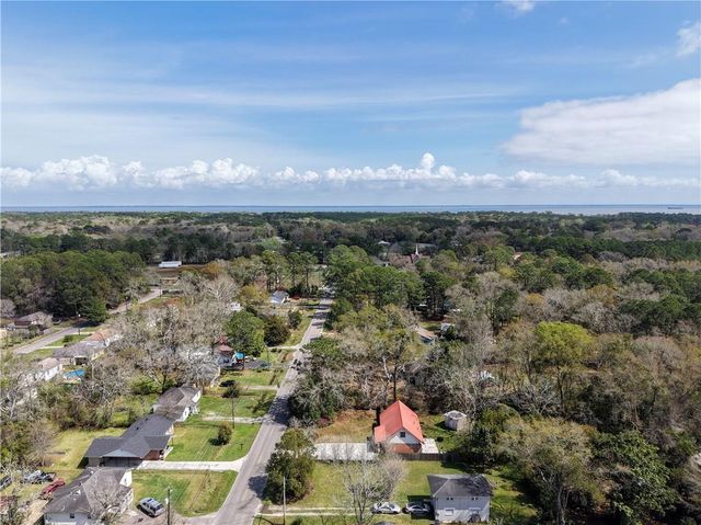 1755 Boykin Boulevard, Mobile, AL 36605