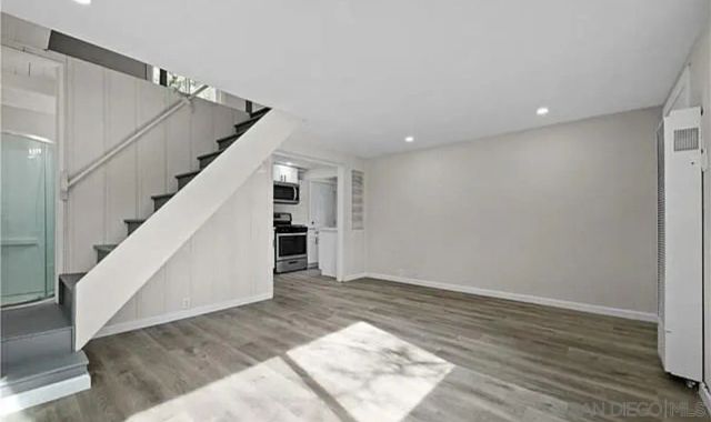 201 Hillside Spur, Cedar Glen, CA 92321