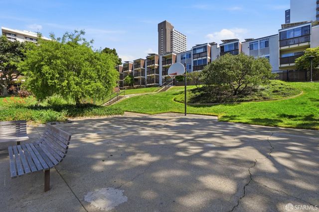 35 Lottie Bennett Lane 4, San Francisco, CA 94115