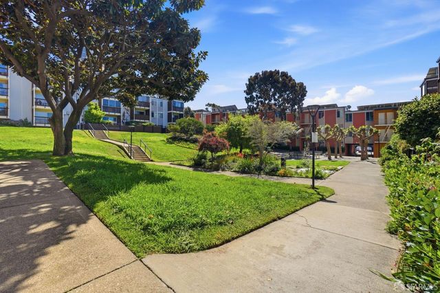 35 Lottie Bennett Lane 4, San Francisco, CA 94115
