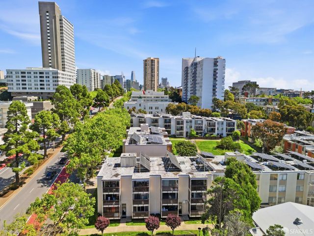 35 Lottie Bennett Lane 4, San Francisco, CA 94115