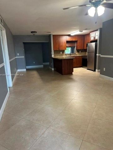 1065 NW 15th St, Homestead, FL 33030