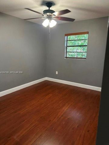 1065 NW 15th St, Homestead, FL 33030