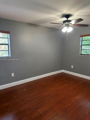 1065 NW 15th St, Homestead, FL 33030