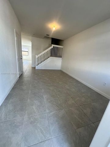 23049 SW 129th Place 23049, Miami, FL 33170