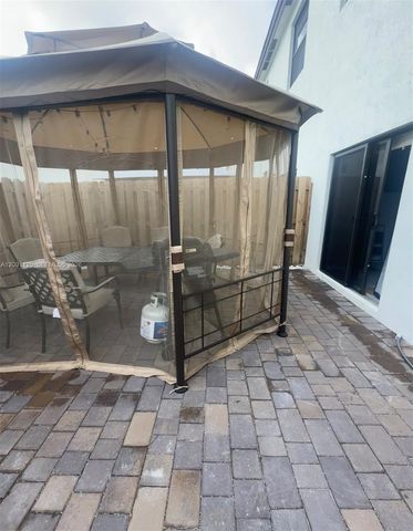 23049 SW 129th Place 23049, Miami, FL 33170