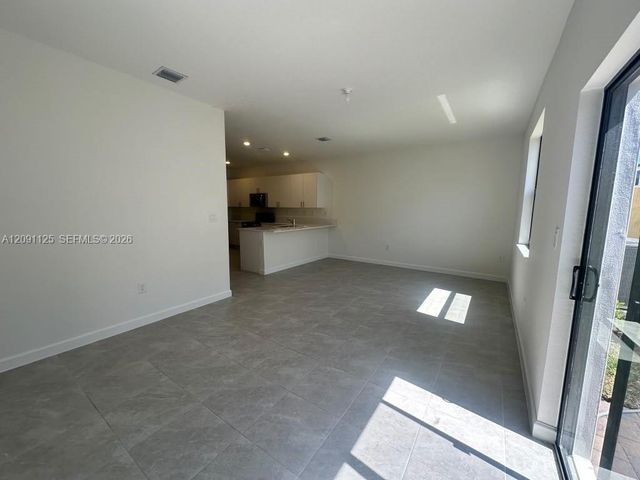 23049 SW 129th Place 23049, Miami, FL 33170