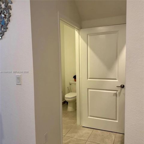 23049 SW 129th Place 23049, Miami, FL 33170