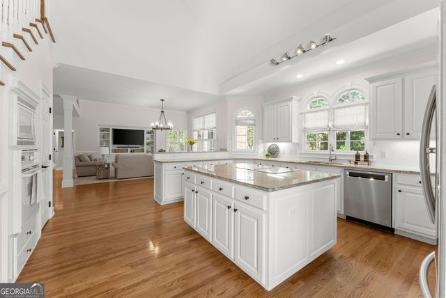 1483 Greensboro Way, Grayson, GA 30017