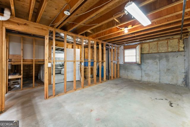 1483 Greensboro Way, Grayson, GA 30017