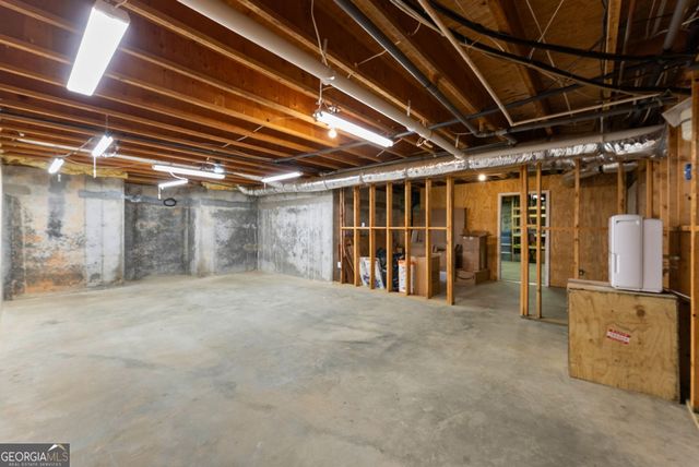 1483 Greensboro Way, Grayson, GA 30017