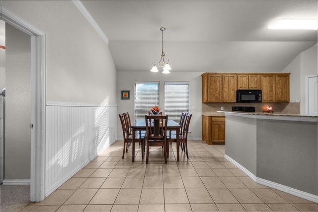 380 Lockwood Lane, Weatherford, TX 76087