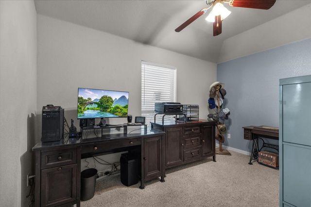 380 Lockwood Lane, Weatherford, TX 76087