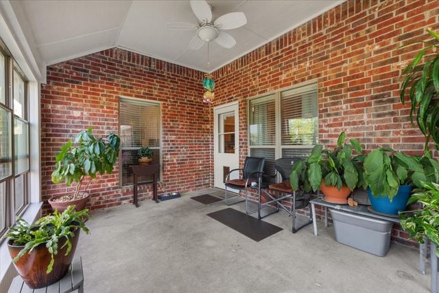 380 Lockwood Lane, Weatherford, TX 76087