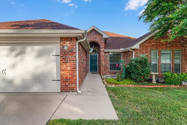 380 Lockwood Lane, Weatherford, TX 76087