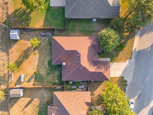 380 Lockwood Lane, Weatherford, TX 76087