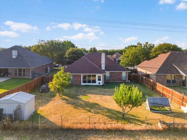 380 Lockwood Lane, Weatherford, TX 76087