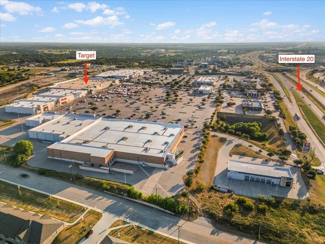 380 Lockwood Lane, Weatherford, TX 76087