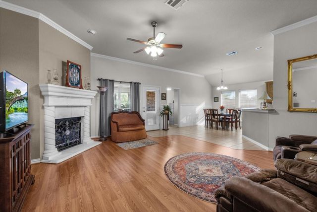 380 Lockwood Lane, Weatherford, TX 76087