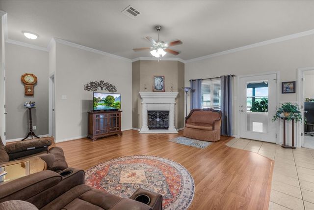 380 Lockwood Lane, Weatherford, TX 76087
