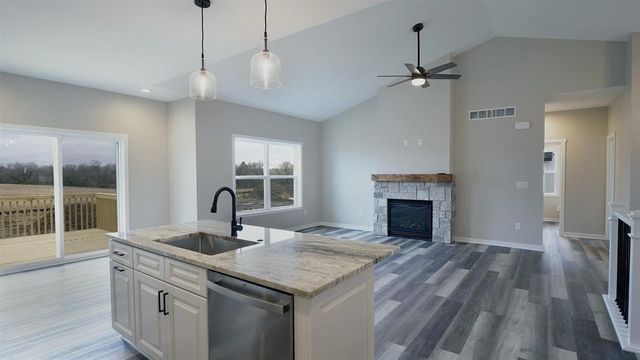 924 Duke STREET, Brownsville, WI 53006