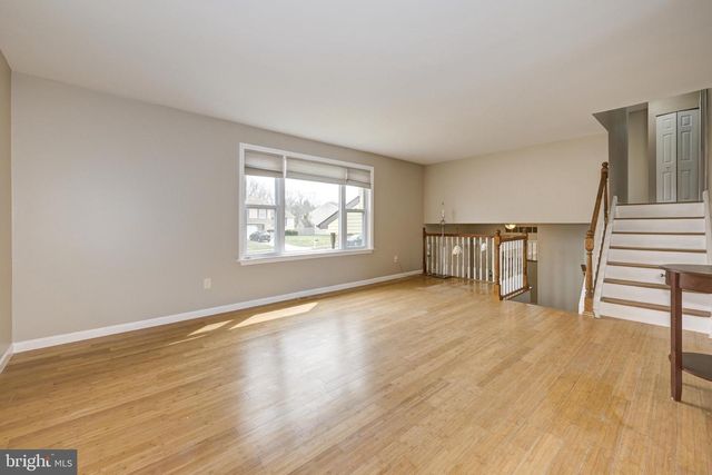 76 ARGYLE AVE, Blackwood, NJ 08012