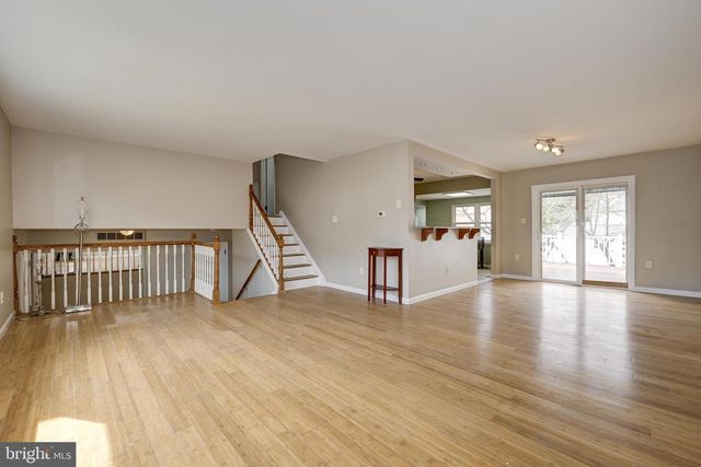 76 ARGYLE AVE, Blackwood, NJ 08012