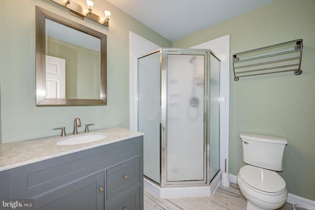 76 ARGYLE AVE, Blackwood, NJ 08012