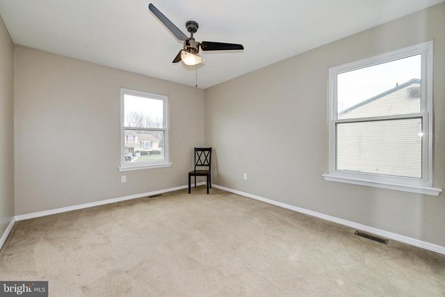 76 ARGYLE AVE, Blackwood, NJ 08012