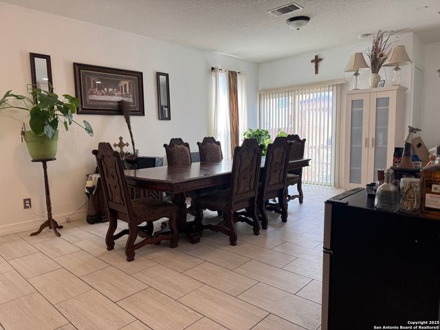 4335 Ivan Dr, San Antonio, TX 78244