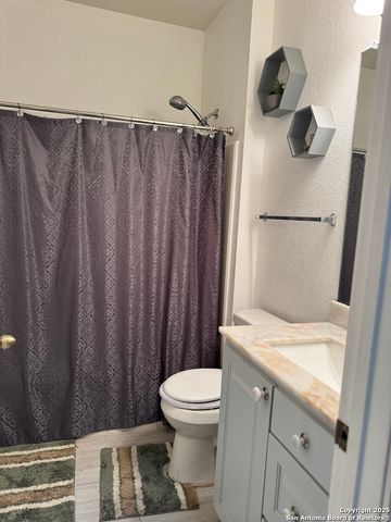 4335 Ivan Dr, San Antonio, TX 78244