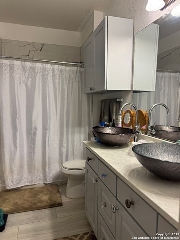 4335 Ivan Dr, San Antonio, TX 78244