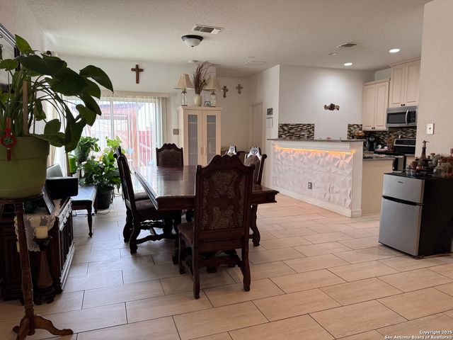4335 Ivan Dr, San Antonio, TX 78244