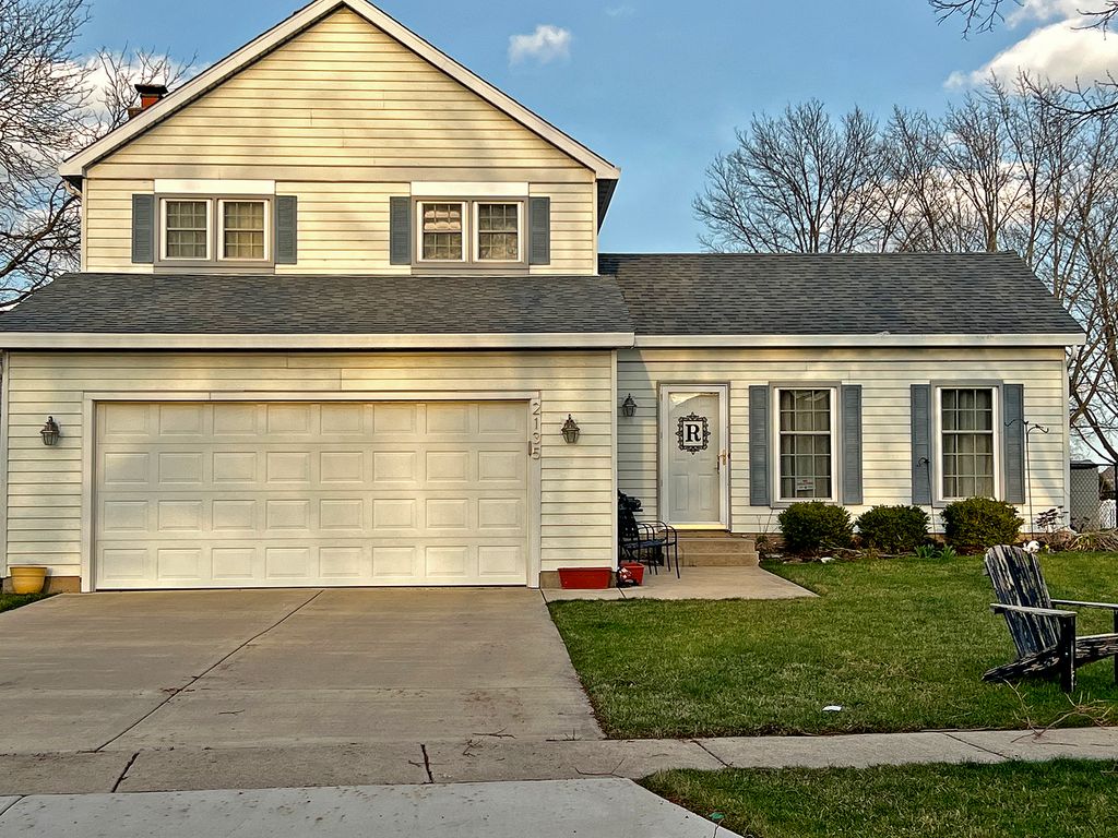 2135 Derby Court, Wheaton, IL 60189