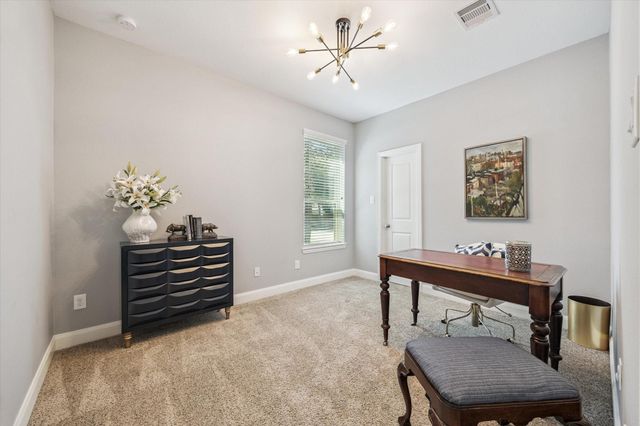 725 Via Lago, Webster, TX 77598