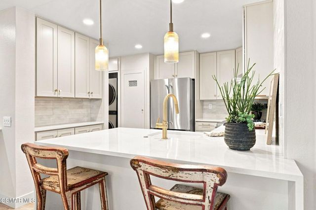 578 Via Colinas, Westlake Village, CA 91362
