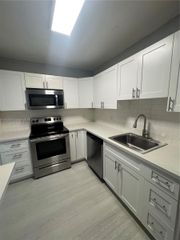 1475 NE 125th Ter 208H, North Miami, FL 33161