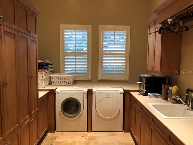 1238 LAKE WHITNEY DRIVE, Windermere, FL 34786