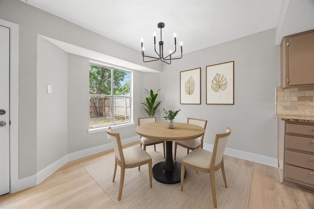 803 Windsor RD, Round Rock, TX 78664