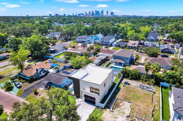 908 W FRIBLEY STREET, Tampa, FL 33603