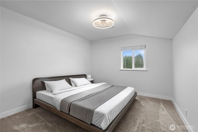 9419 Bridge Road SE, Mckenna, WA 98597