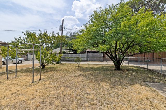 5842 marview Lane, Dallas, TX 75227