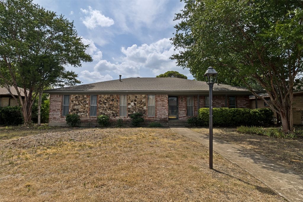 5842 marview Lane, Dallas, TX 75227