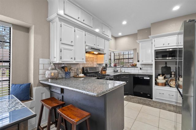 41 Windsor Drive, Conroe, TX 77304