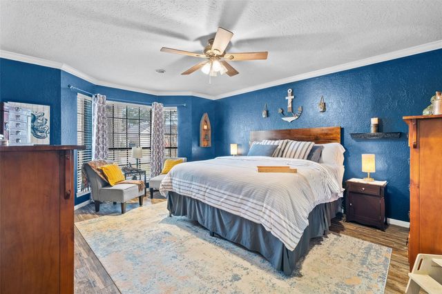 41 Windsor Drive, Conroe, TX 77304