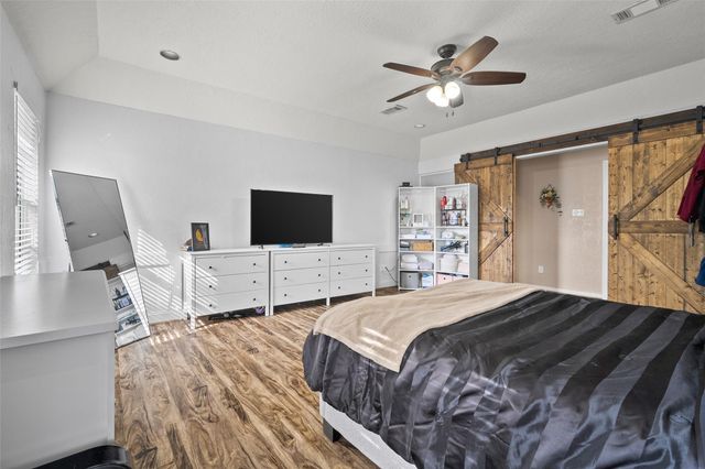 41 Windsor Drive, Conroe, TX 77304