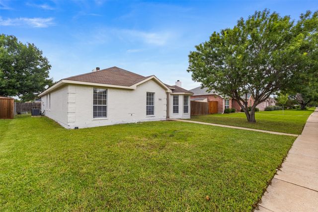 7205 Airline Drive, Rowlett, TX 75089